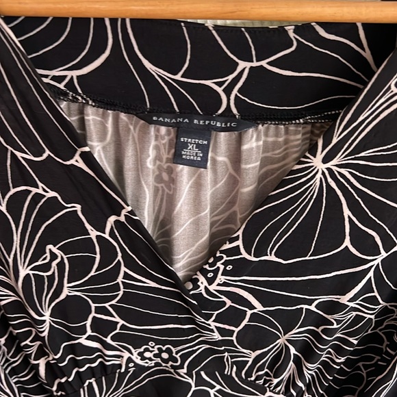 Ladies dress - Picture 3 of 6